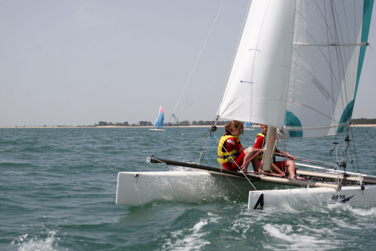 Catamaran au large de La Faute-sur-Mer