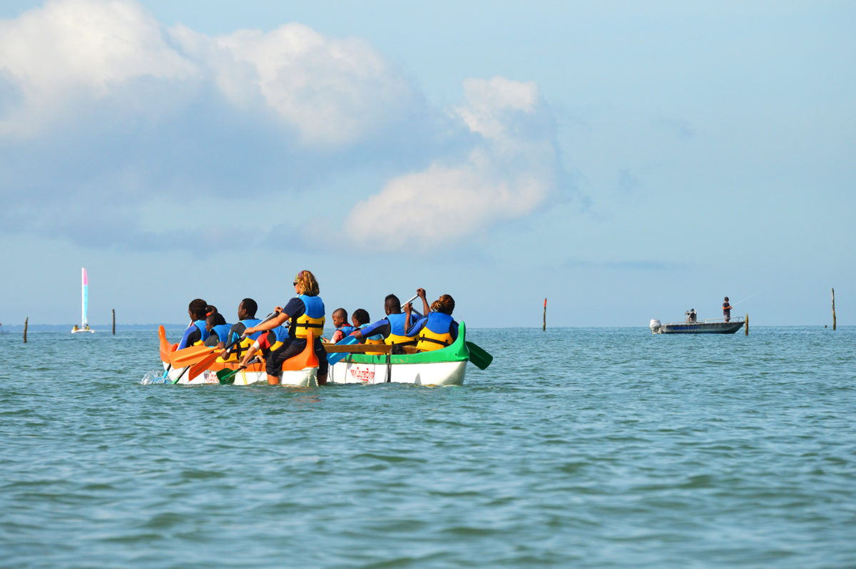 Pirogue hawaïenne au large de La Faute-sur-Mer