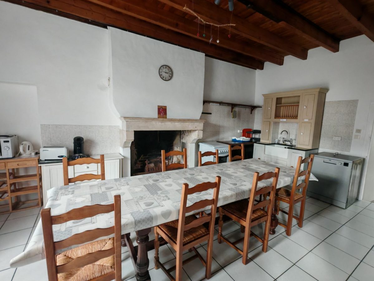 0e10135d-7c15-4511-b5f2-3d23351bf8b4