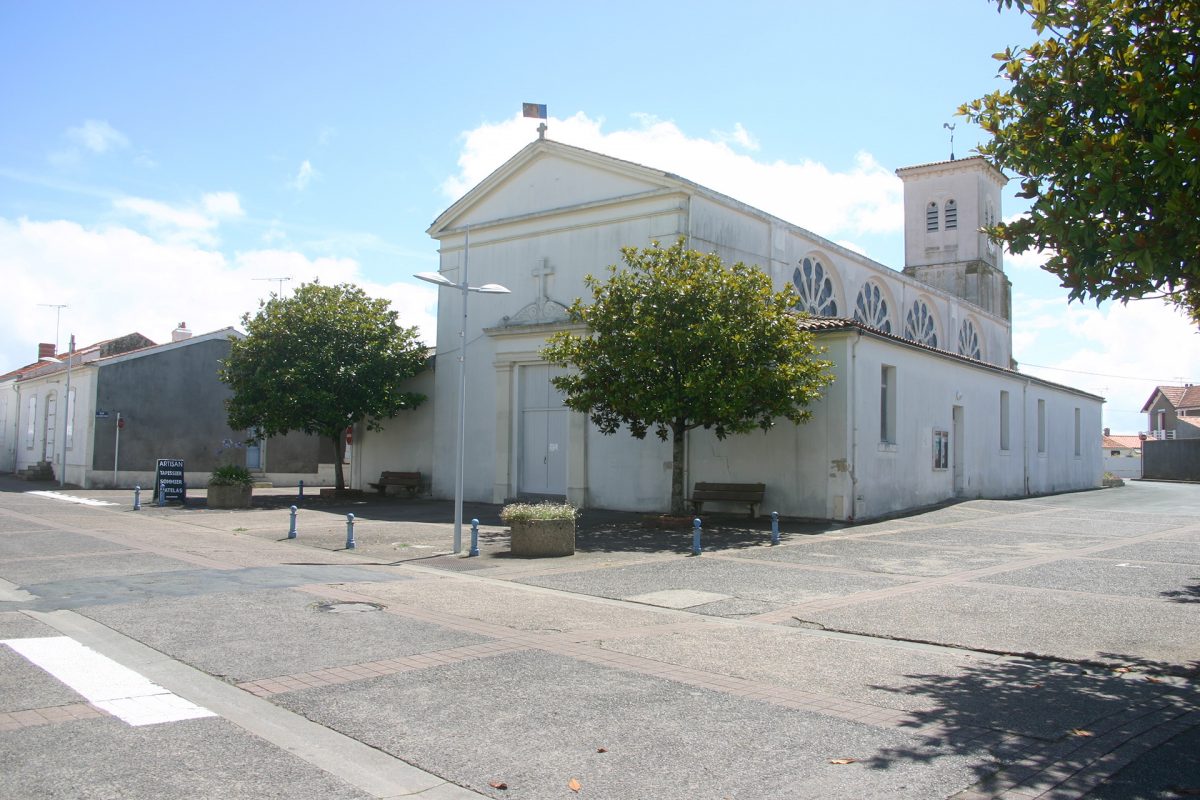 Eglise Saint-Nicolas Aiguillon-sur-Mer  (4)