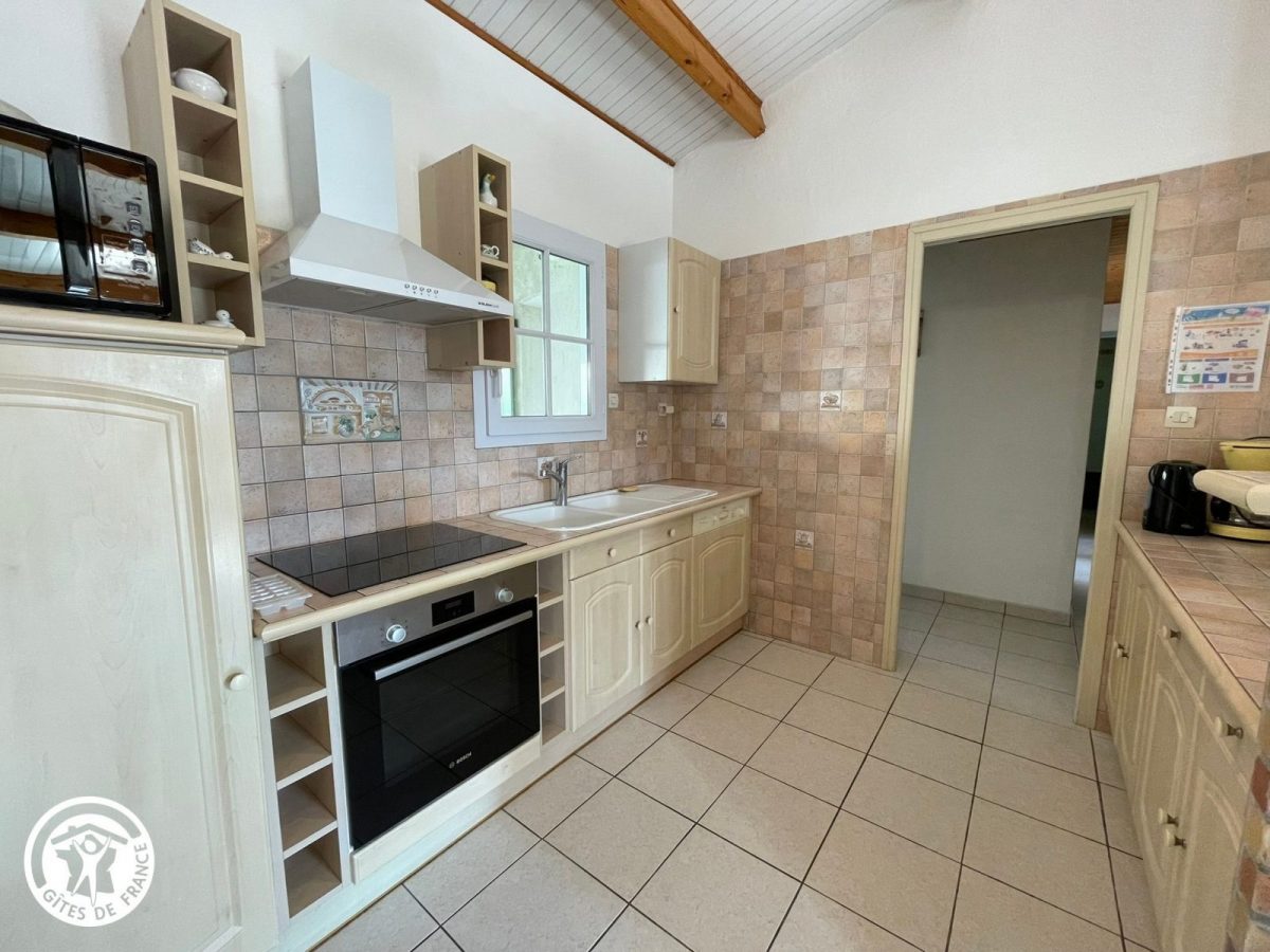 H85G009739-68e8c13b74455