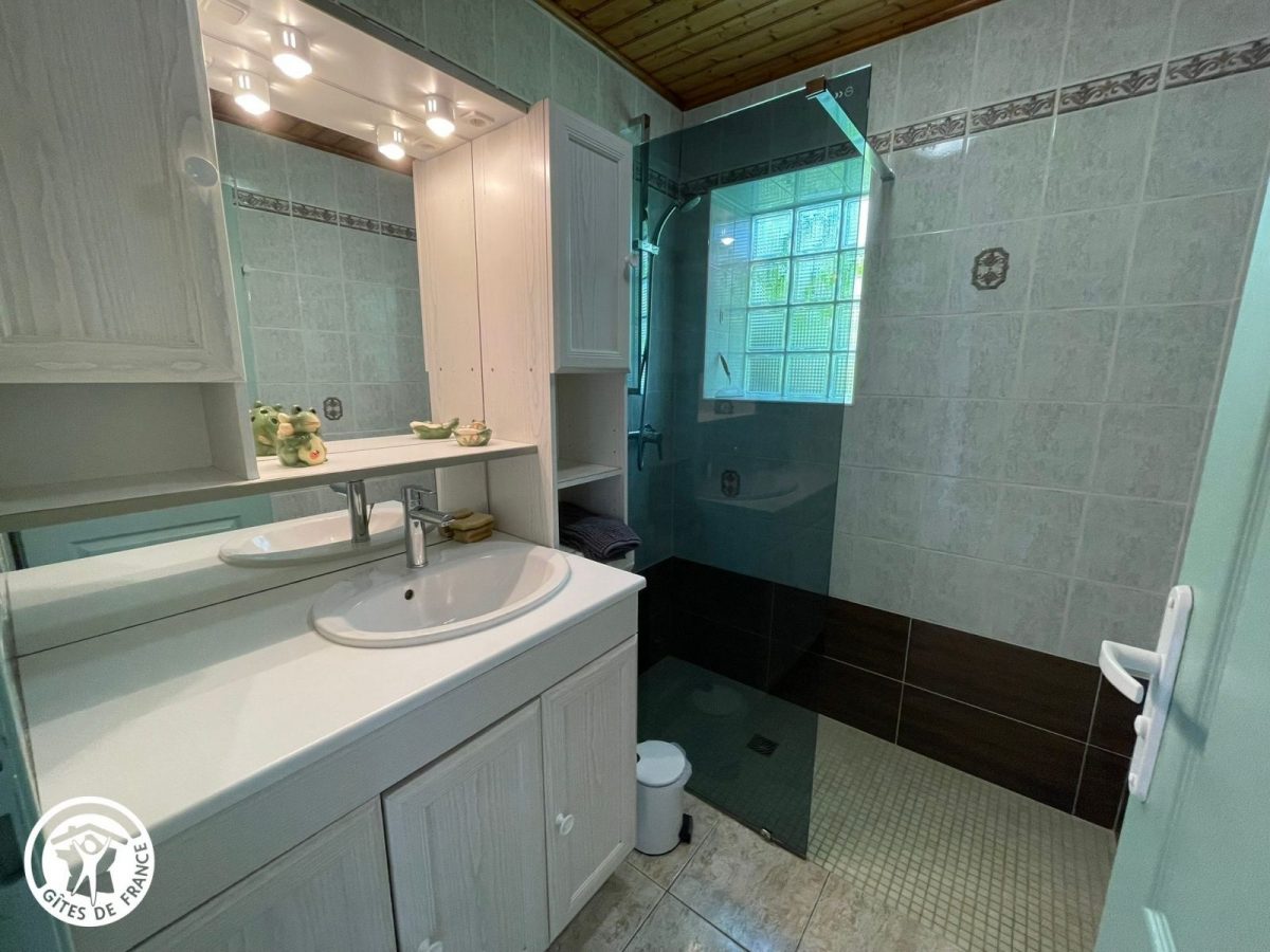 H85G009739-68e8c13ed5c2c