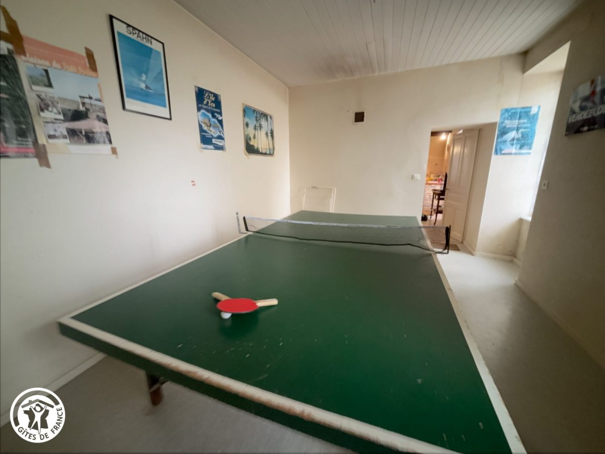 H85G009900-694001f77e6b9