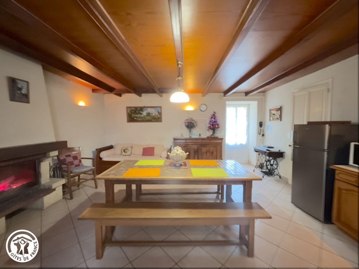 H85G009900-694001f884dbb