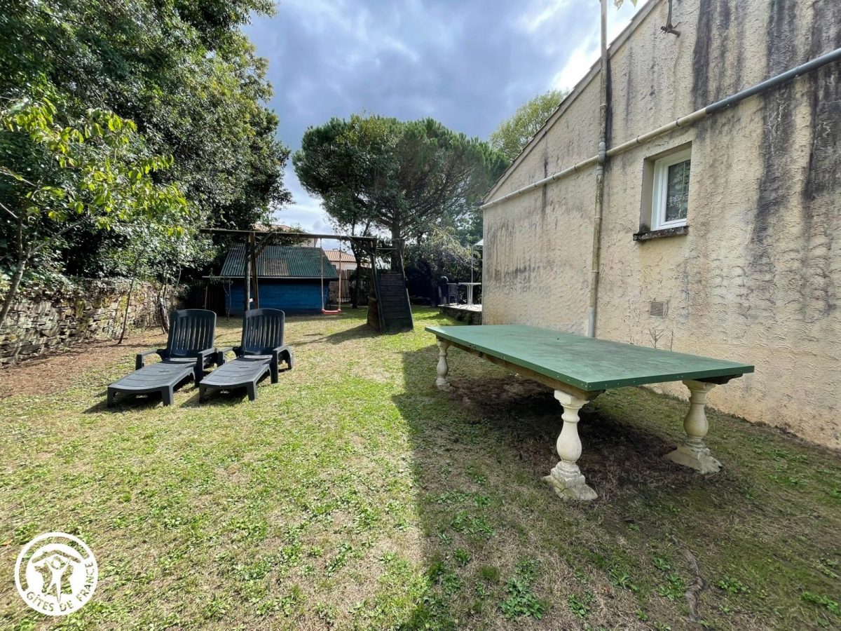 H85G010228-68d2add7e4b22