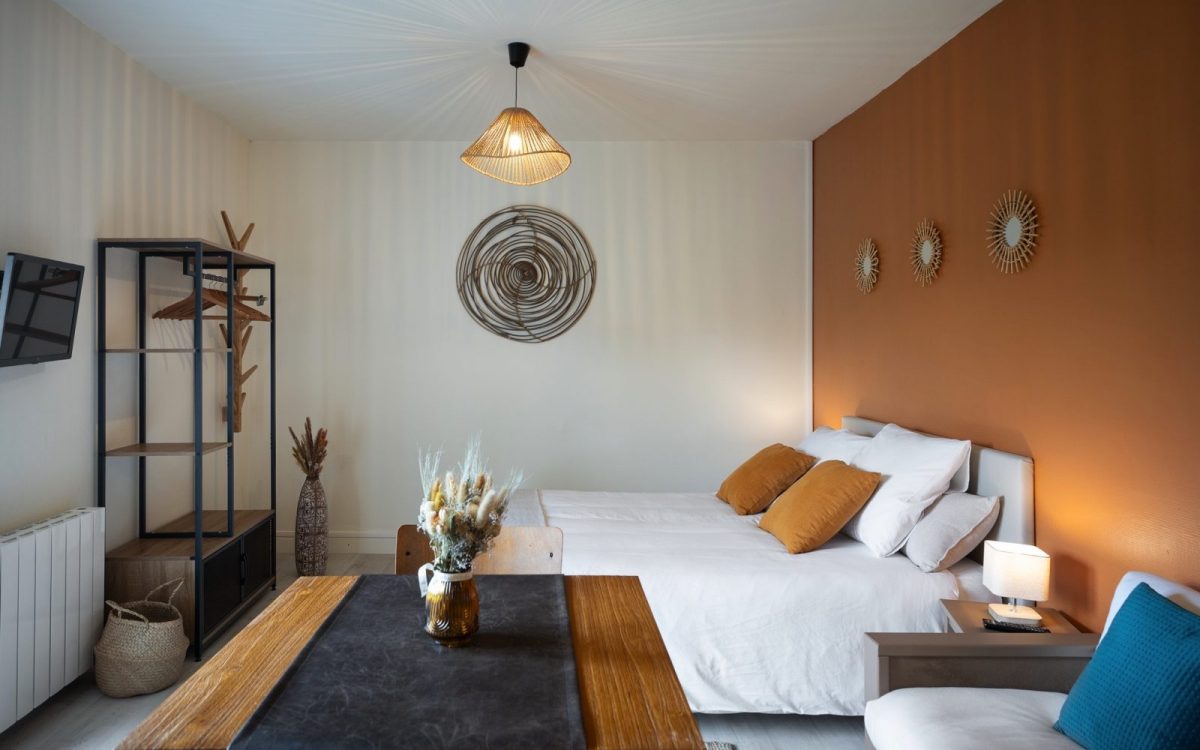 L’ENCLOS BLEU – AVOCETTE VUE COUCHAGE