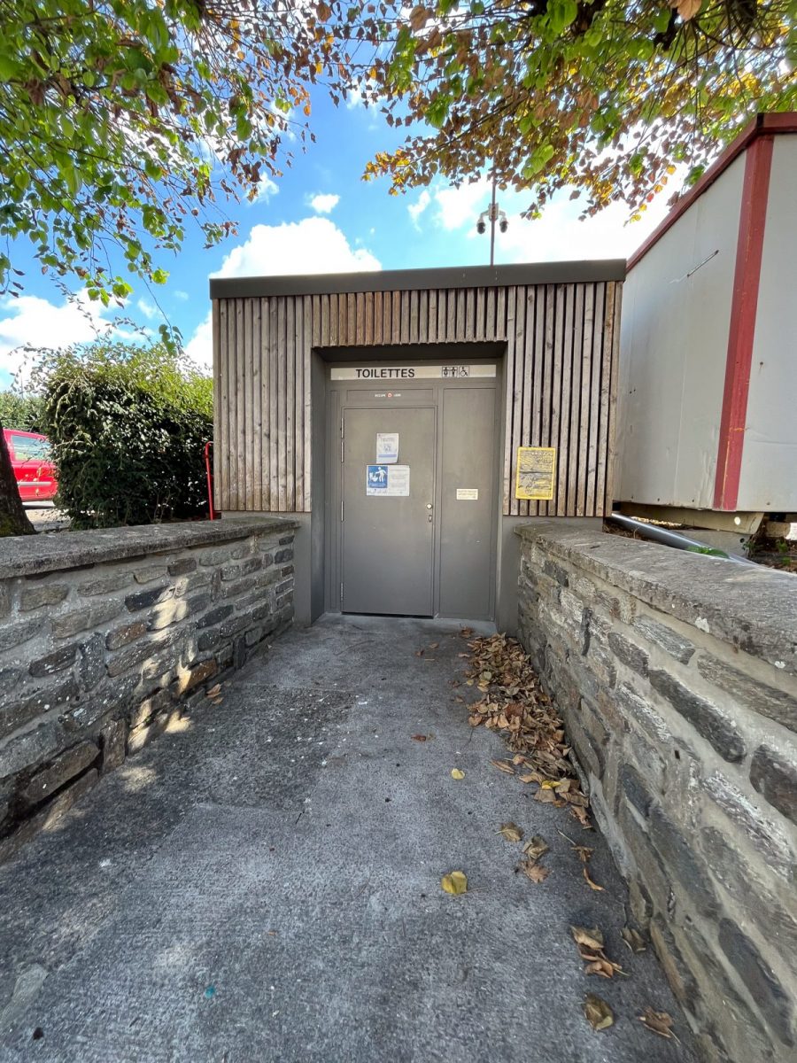 Toilettes-publiques-Luçon-place-Leclerc (3)