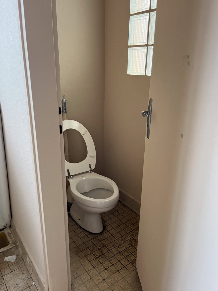 Toilettes-publiques-Mareuil-sur-Lay-Eglise (4)