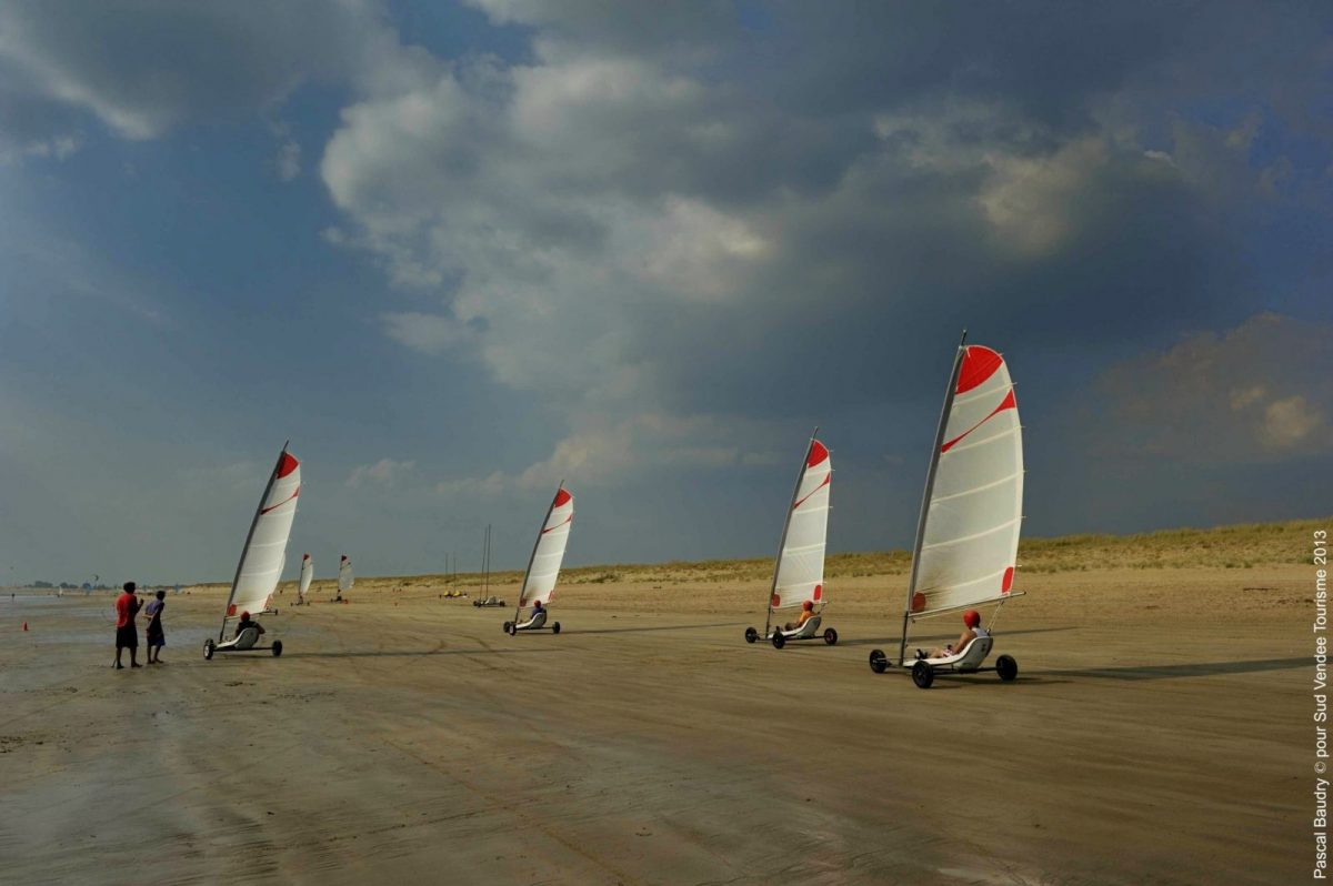 char-20a-20voile-20la-20faute-20sur-20mer-a5832f19f62c4cc28dcb2ac881d9c467