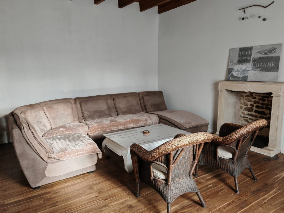 eec8813a-92fc-41fe-9599-ec09a732a6d0